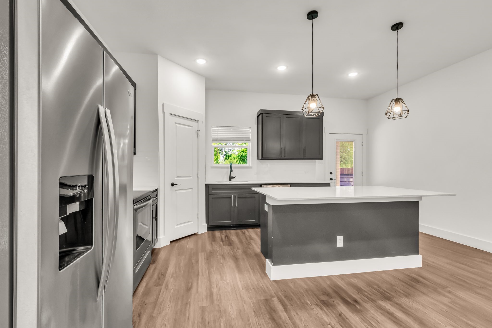 2315 W Bond Street Denison TX 75020