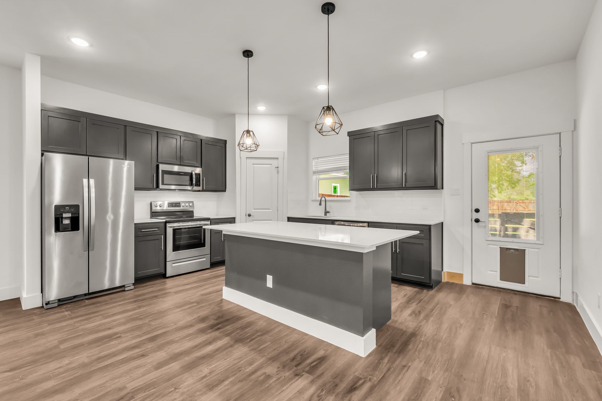 2315 W Bond Street Denison TX 75020
