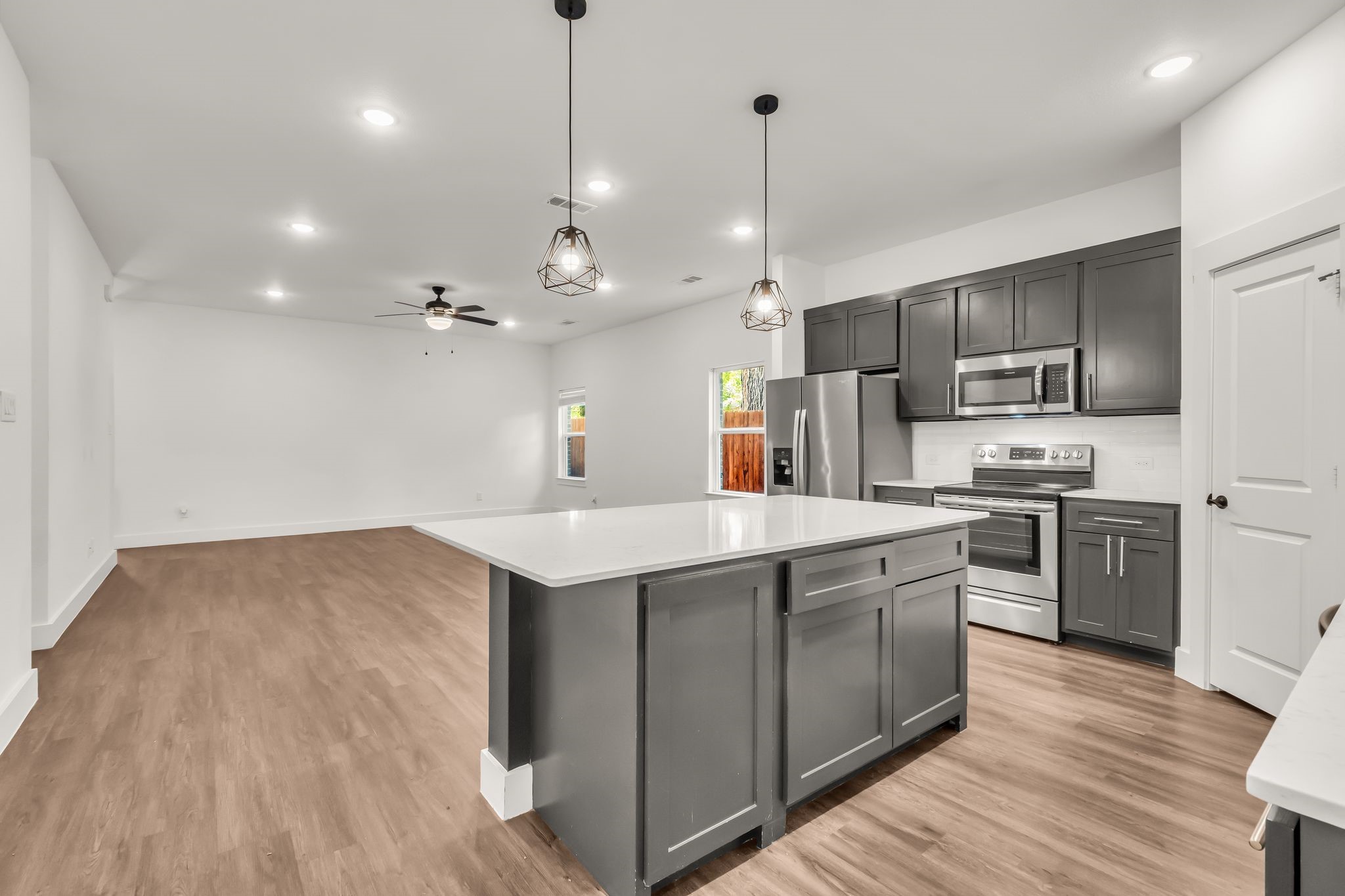 2315 W Bond Street Denison TX 75020