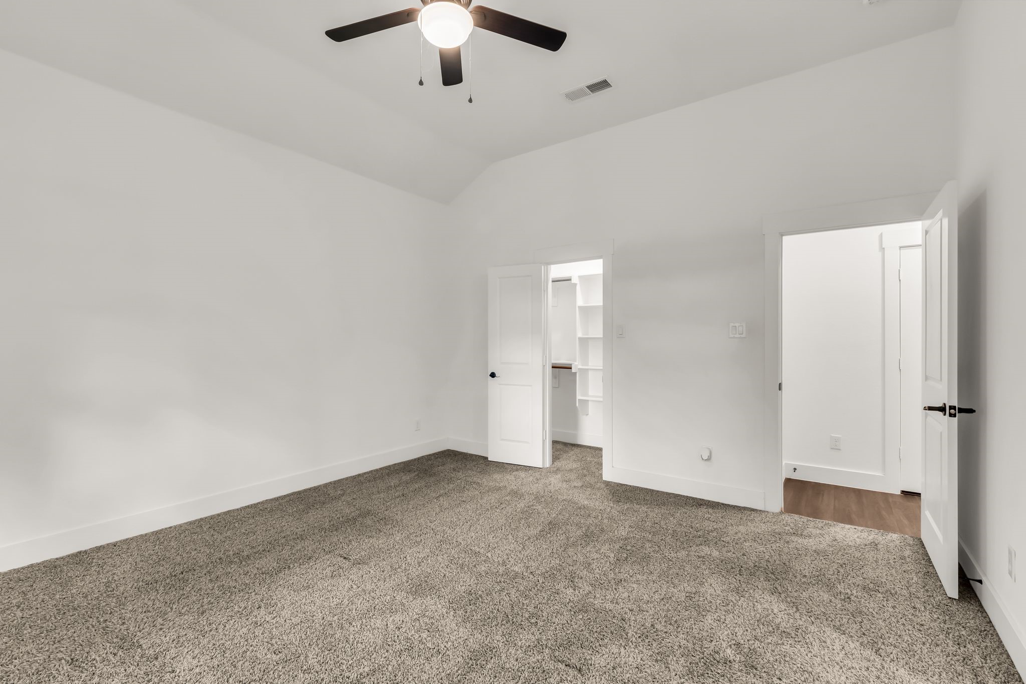 2315 W Bond Street Denison TX 75020