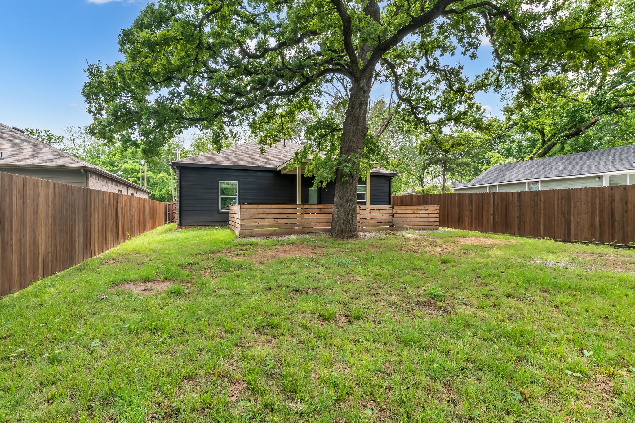 2315 W Bond Street Denison TX 75020