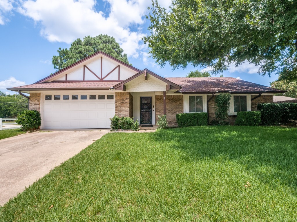 1001 Aspen Lane Mansfield TX 76063