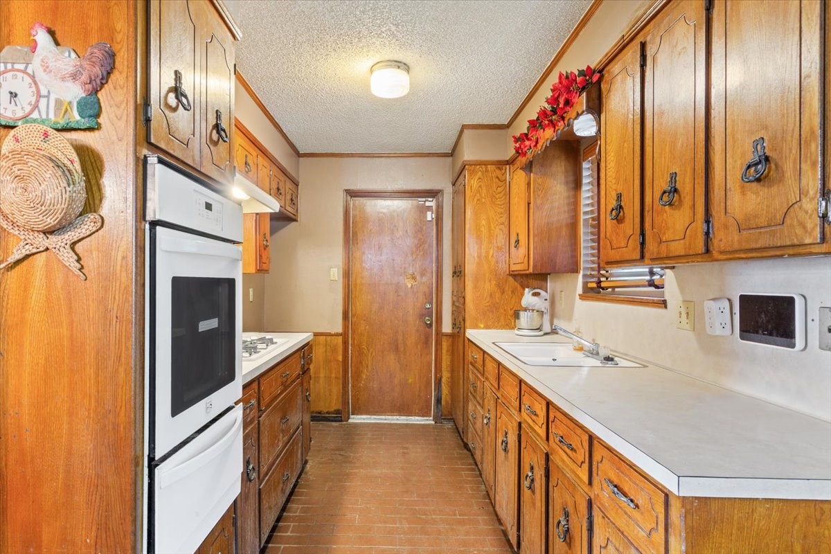 525 San Antonio Street Marlin TX 76661