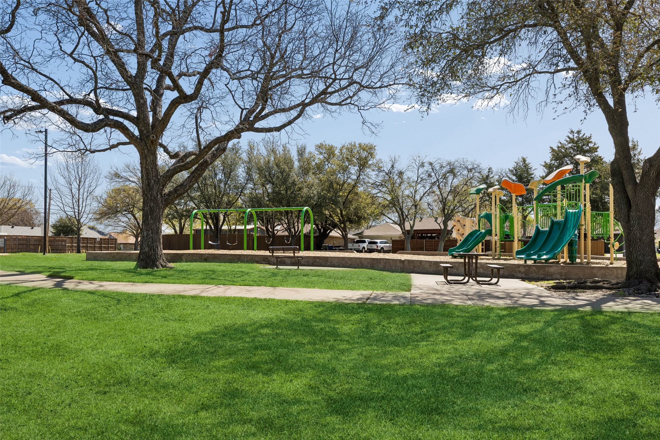 810 Meadowgate Drive Garland TX 75040