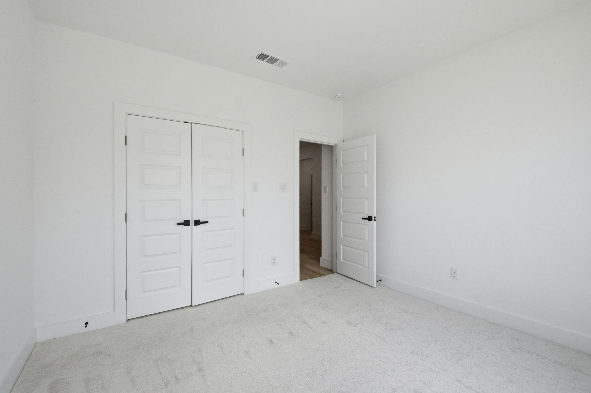 521 W Walker Street Denison TX 75020