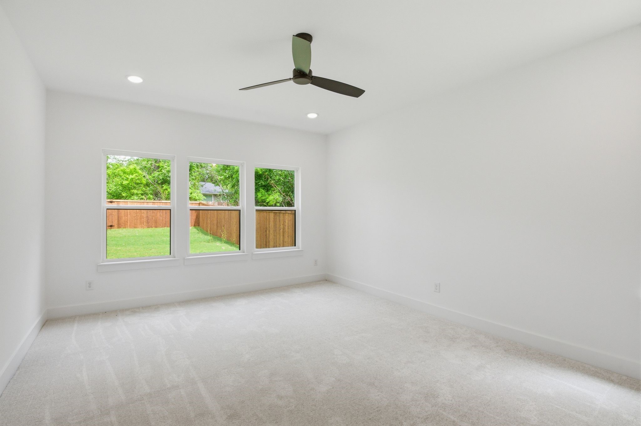 521 W Walker Street Denison TX 75020