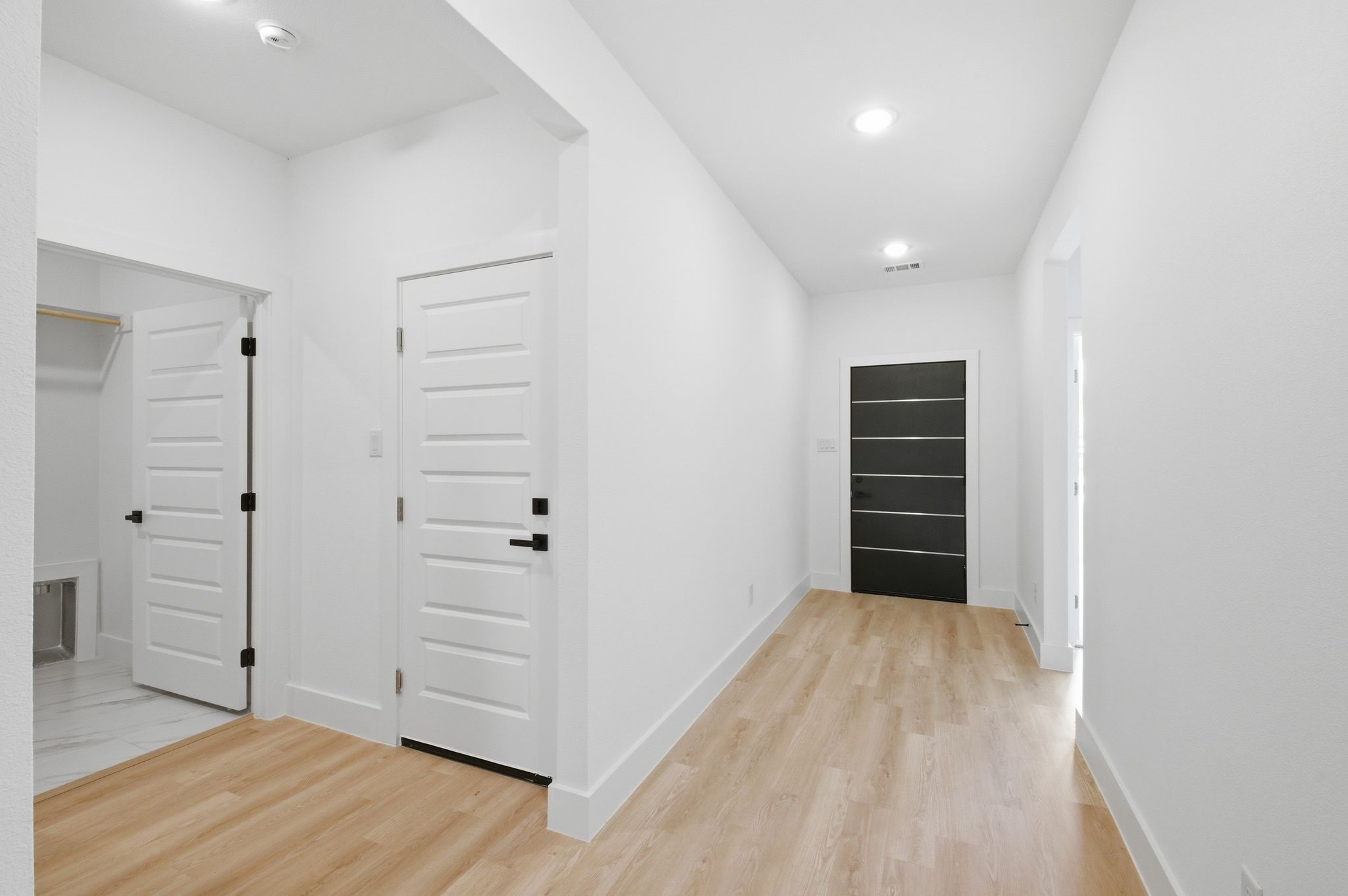 521 W Walker Street Denison TX 75020