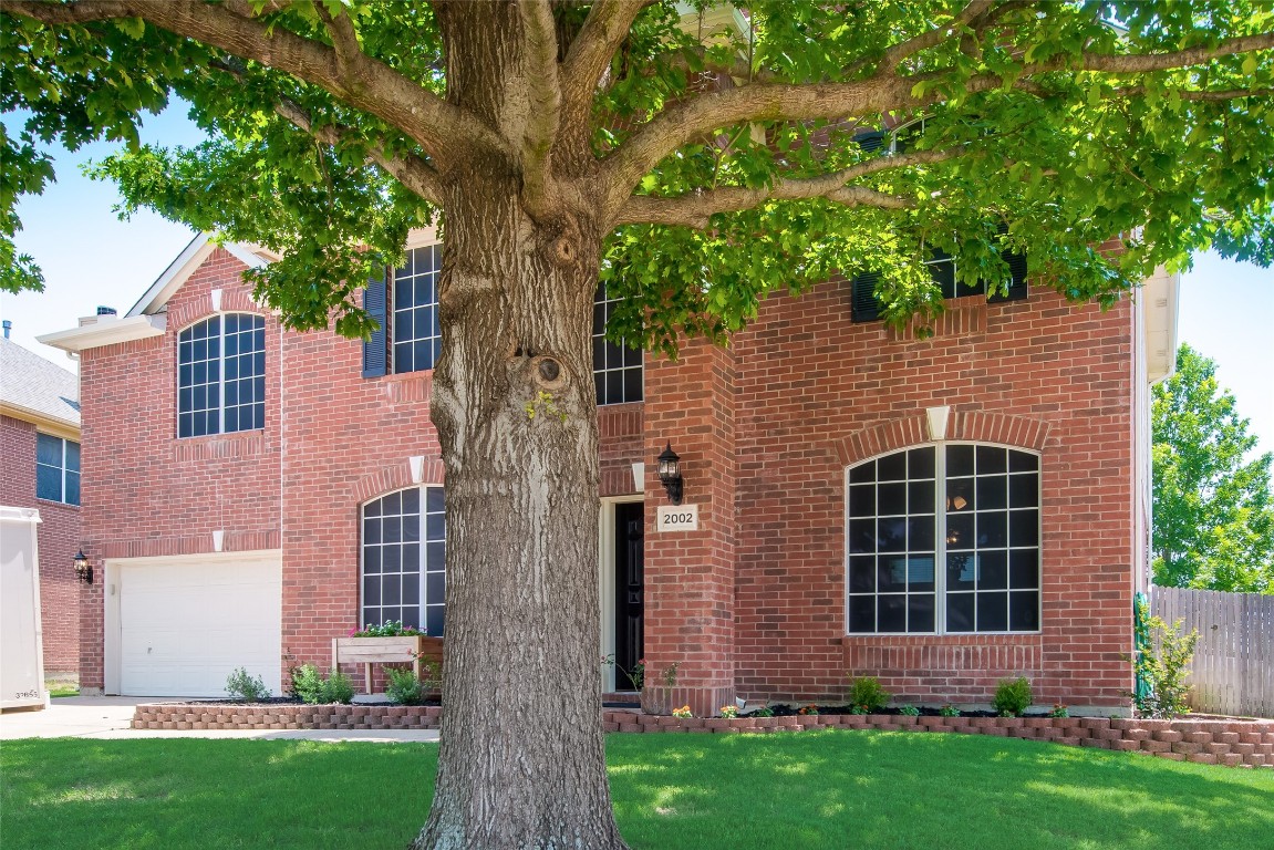 2002 Walnut Hills Lane Mansfield TX 76063
