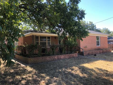 253 N Davies Street Dublin TX 76446