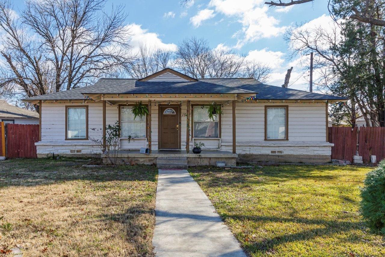 1522 Traymore Avenue Dallas TX 75217