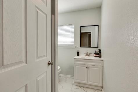 1522 Traymore Avenue Dallas TX 75217