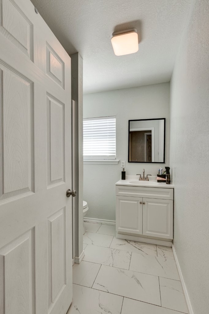 1522 Traymore Avenue Dallas TX 75217