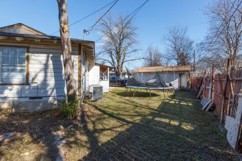 1522 Traymore Avenue Dallas TX 75217