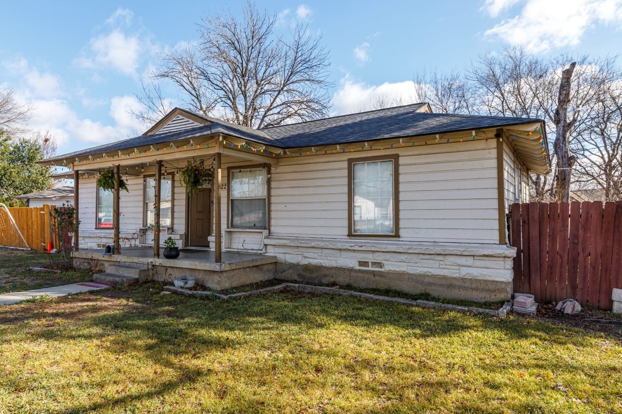 1522 Traymore Avenue Dallas TX 75217