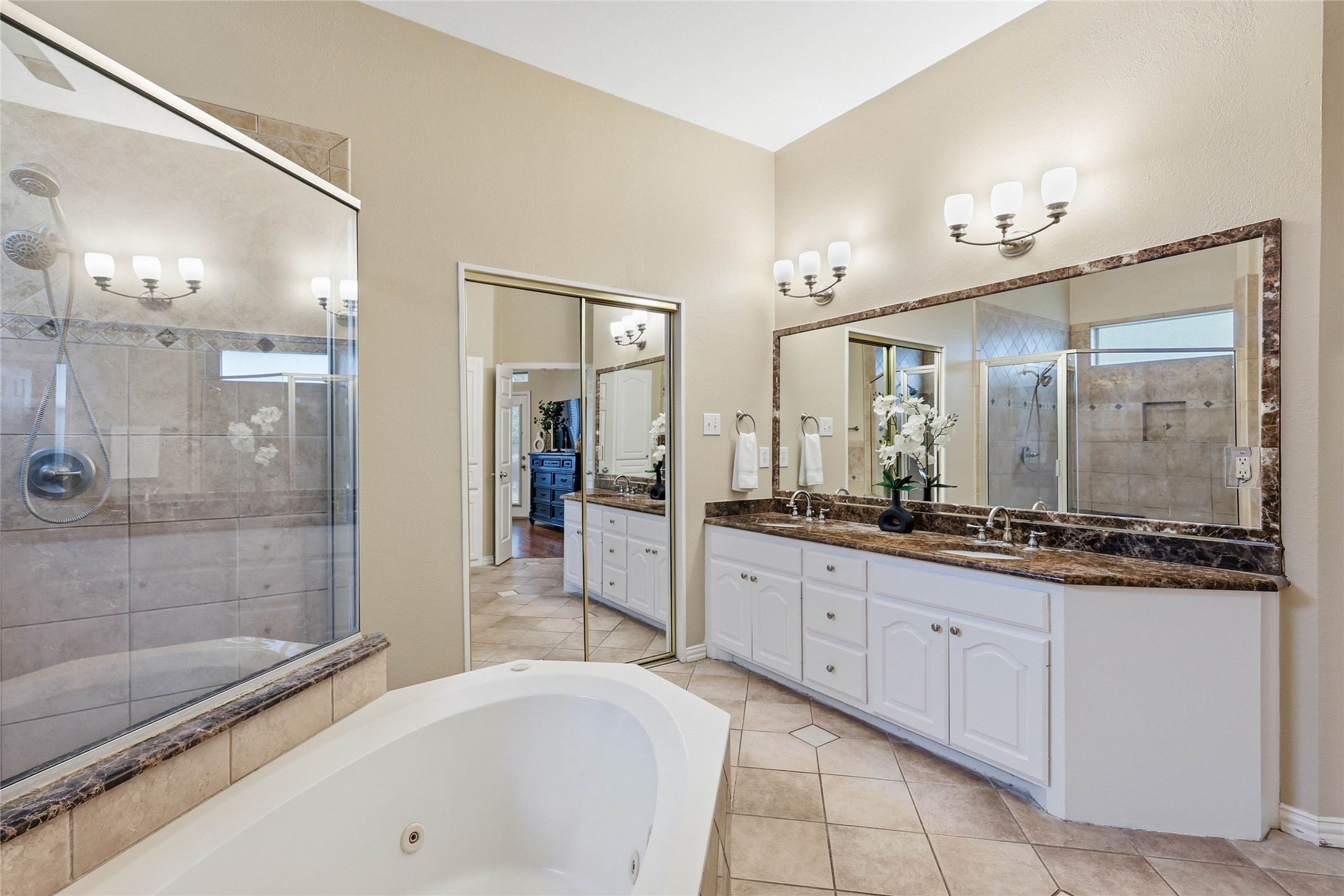 216 Mill Crossing W Colleyville TX 76034