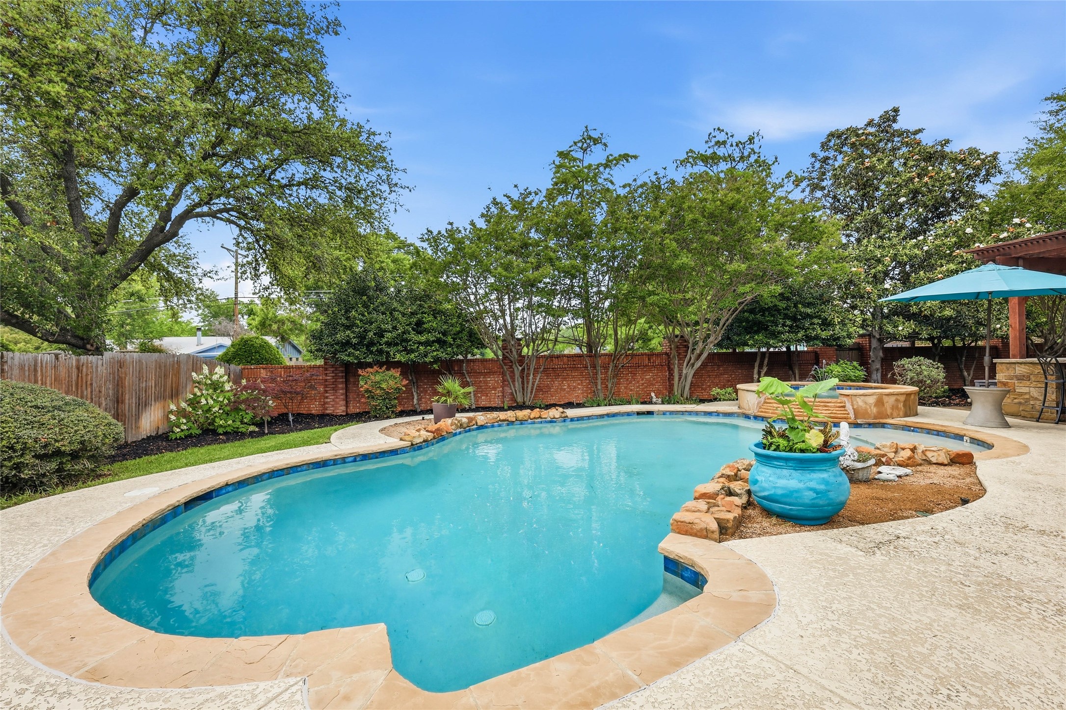 216 Mill Crossing W Colleyville TX 76034