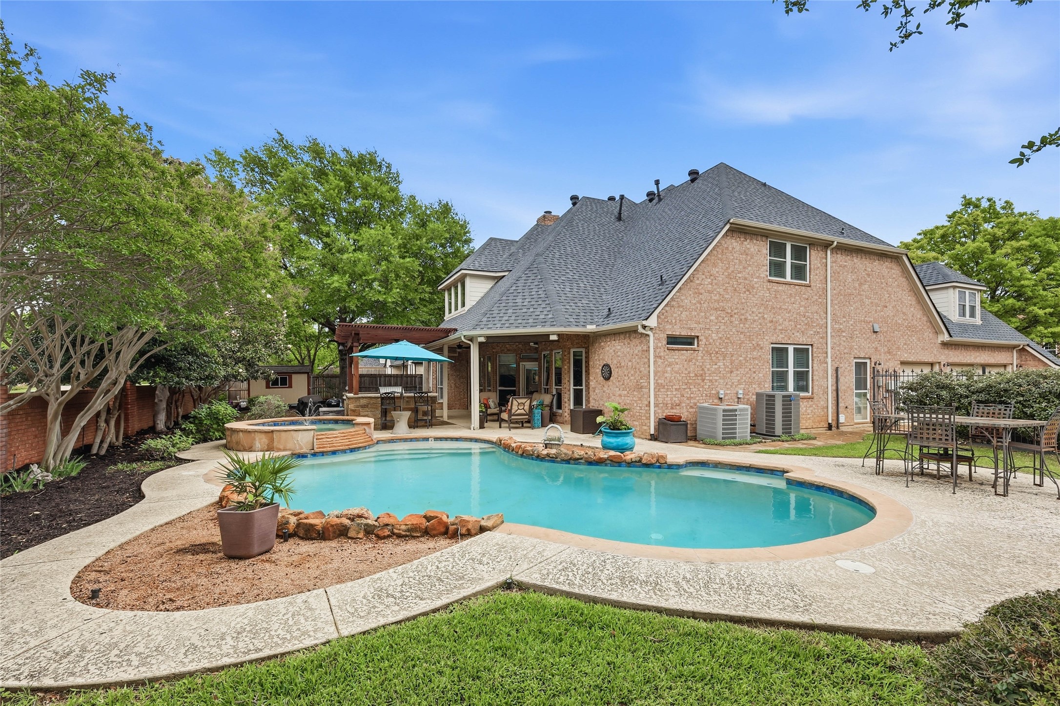 216 Mill Crossing W Colleyville TX 76034