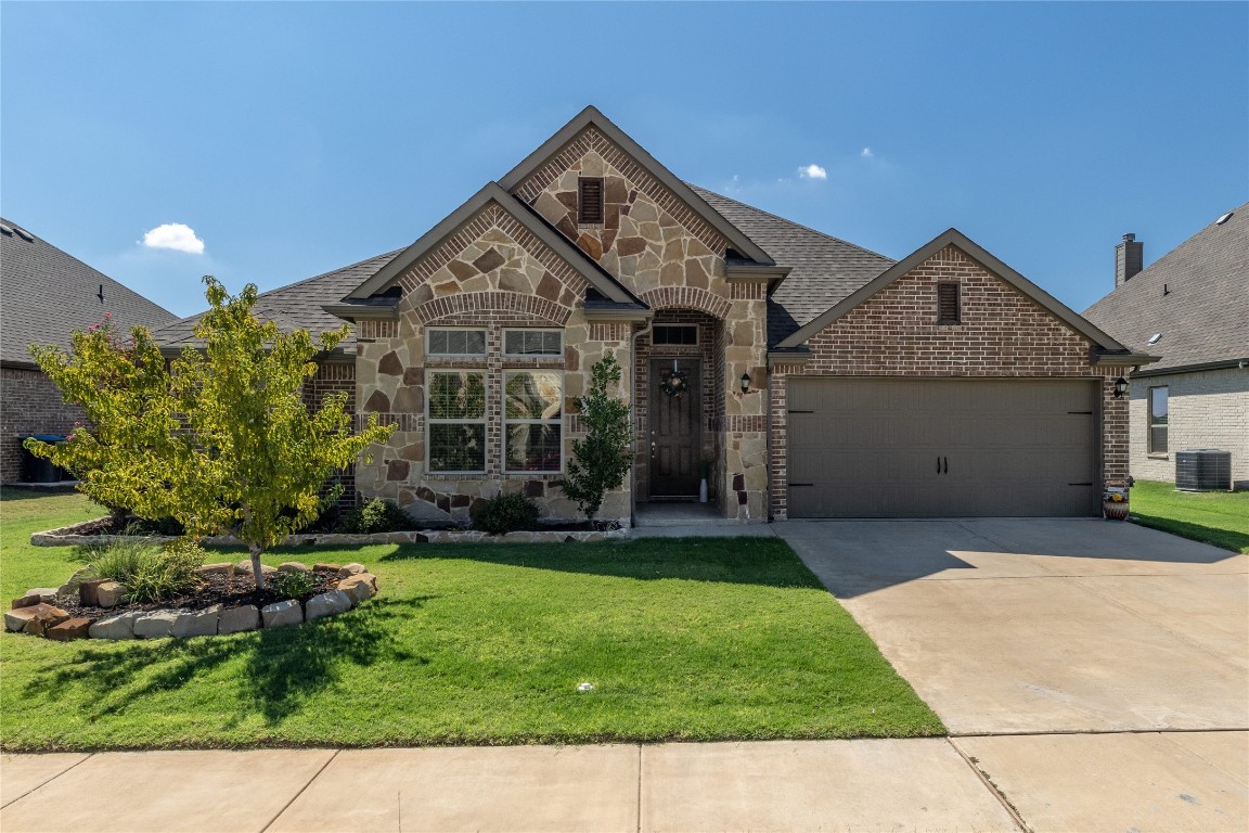 5025 Chisholm View Drive Fort Worth TX 76123