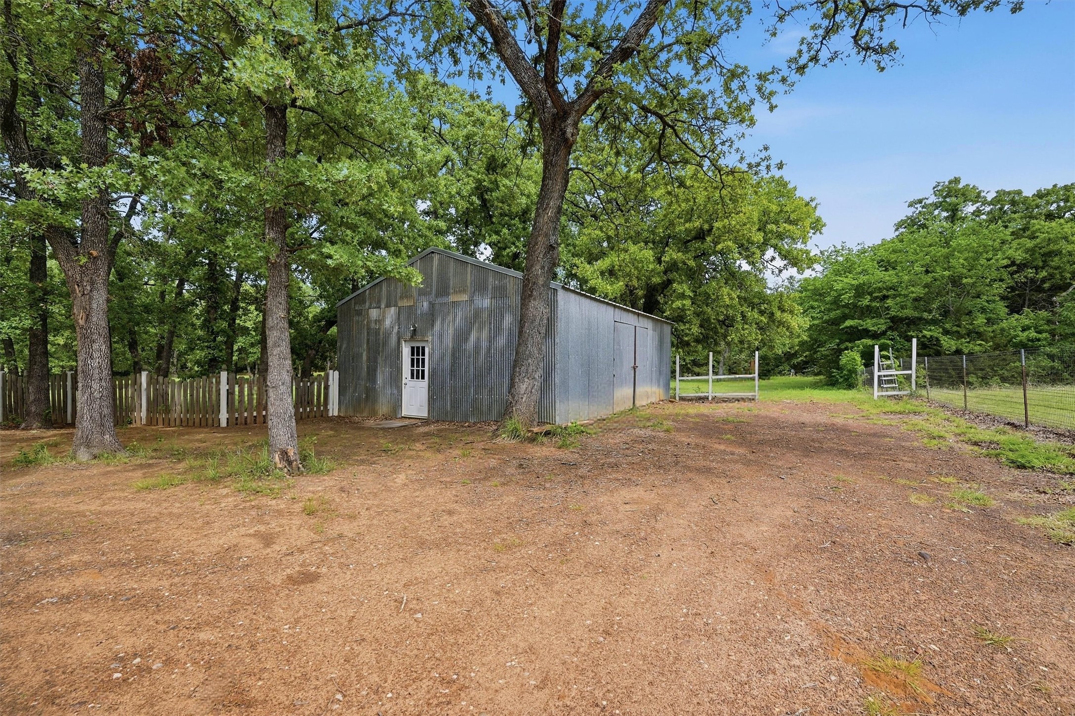 4476 County Road 107 Gainesville TX 76240