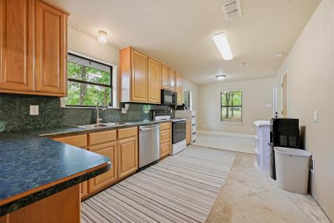 4476 County Road 107 Gainesville TX 76240