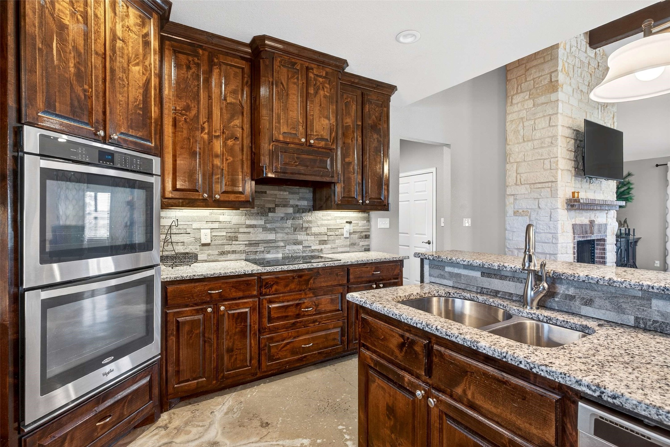 1081 County Road 3591 Paradise TX 76073
