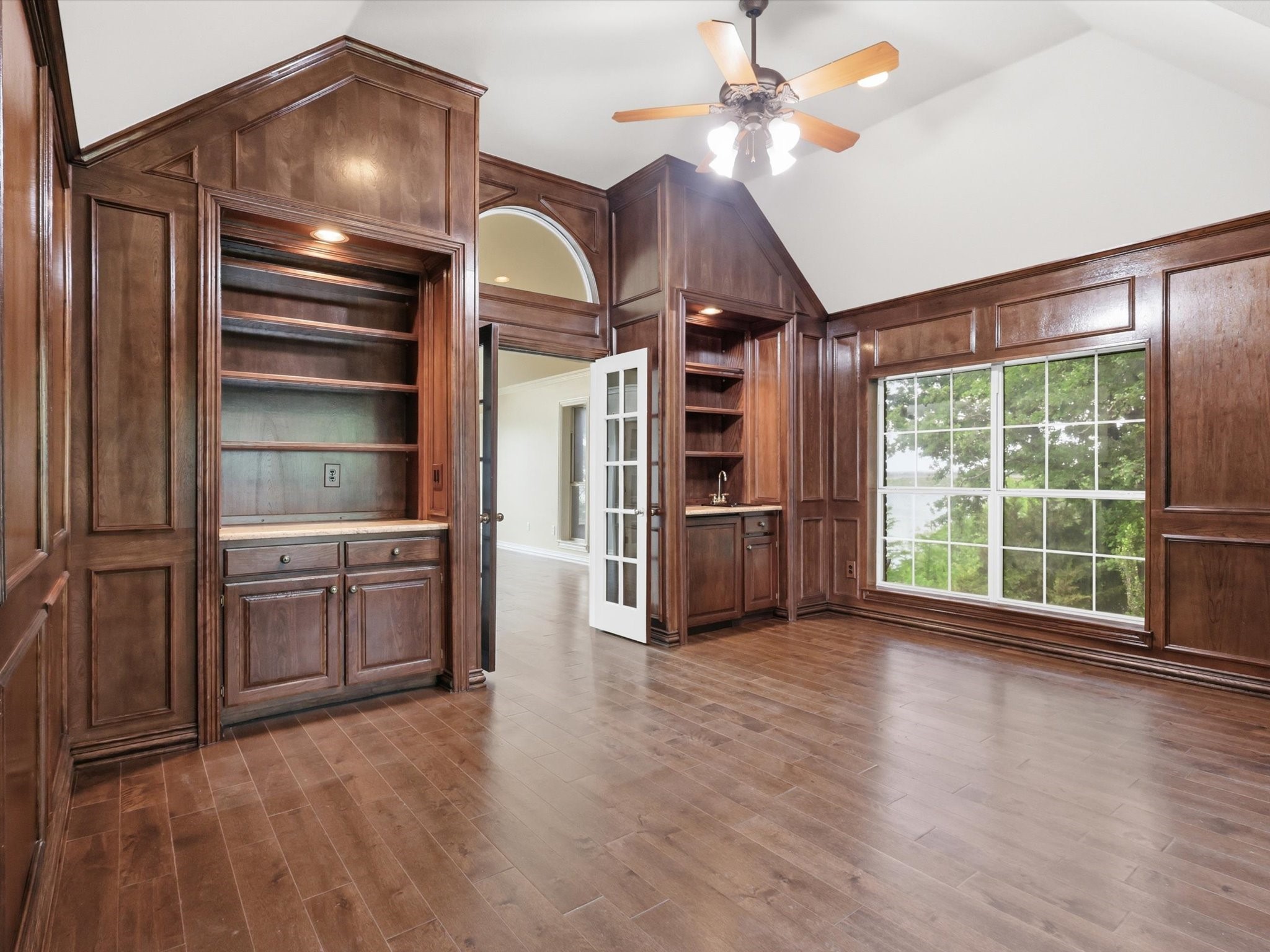5815 Bay Club Drive Arlington TX 76013