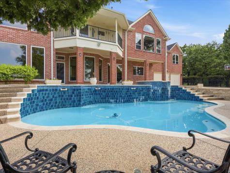 5815 Bay Club Drive Arlington TX 76013