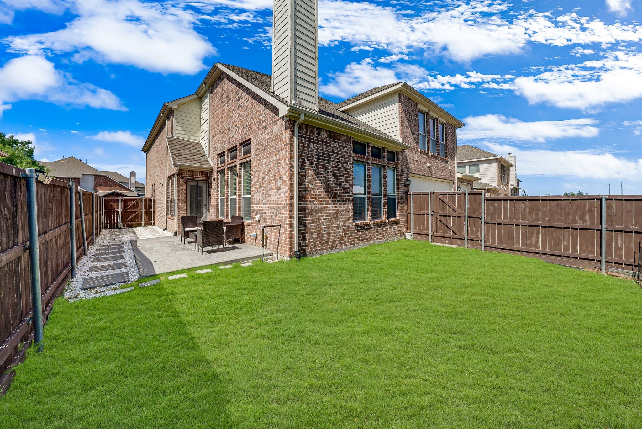 1055 Crystal Lake Drive Frisco TX 75036