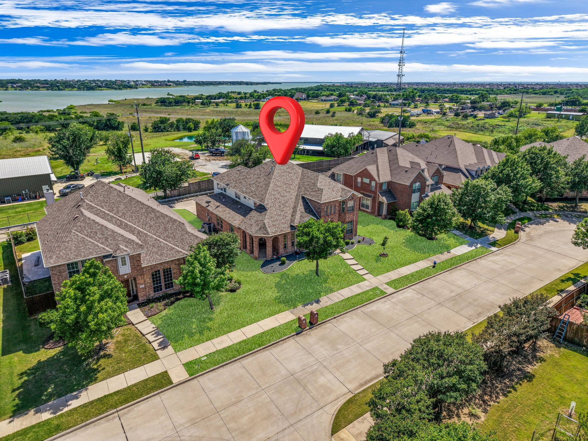 1055 Crystal Lake Drive Frisco TX 75036