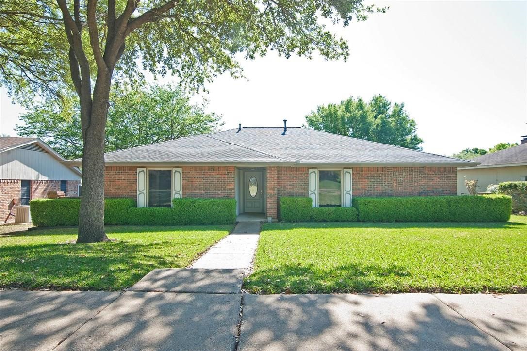 225 Los Santos Drive Garland TX 75043