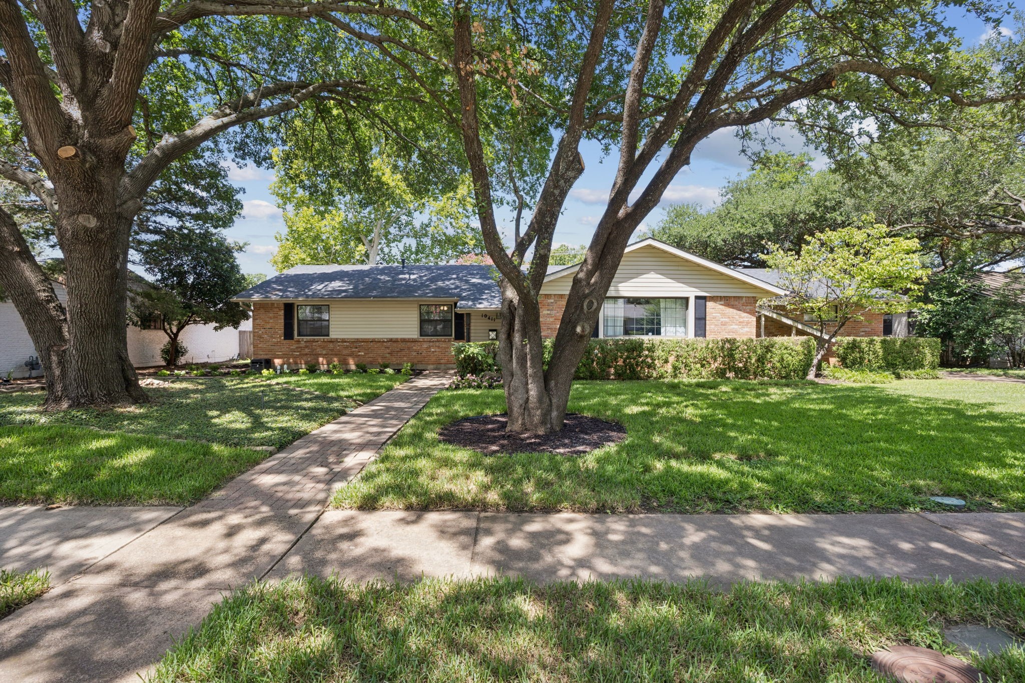 10411 Cromwell Drive Dallas TX 75229