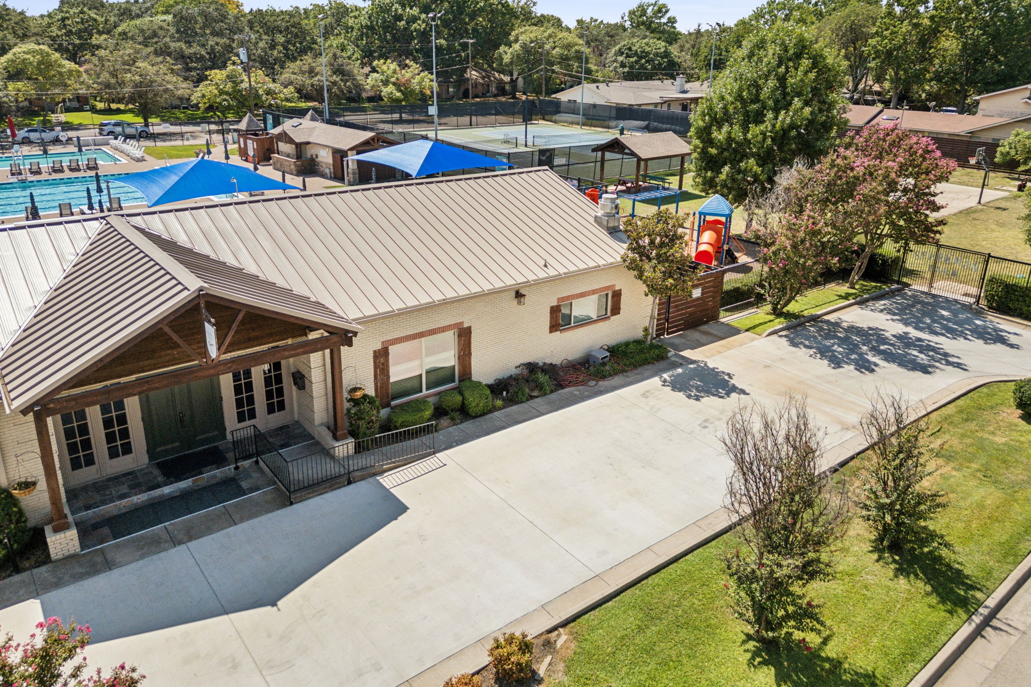 10411 Cromwell Drive Dallas TX 75229