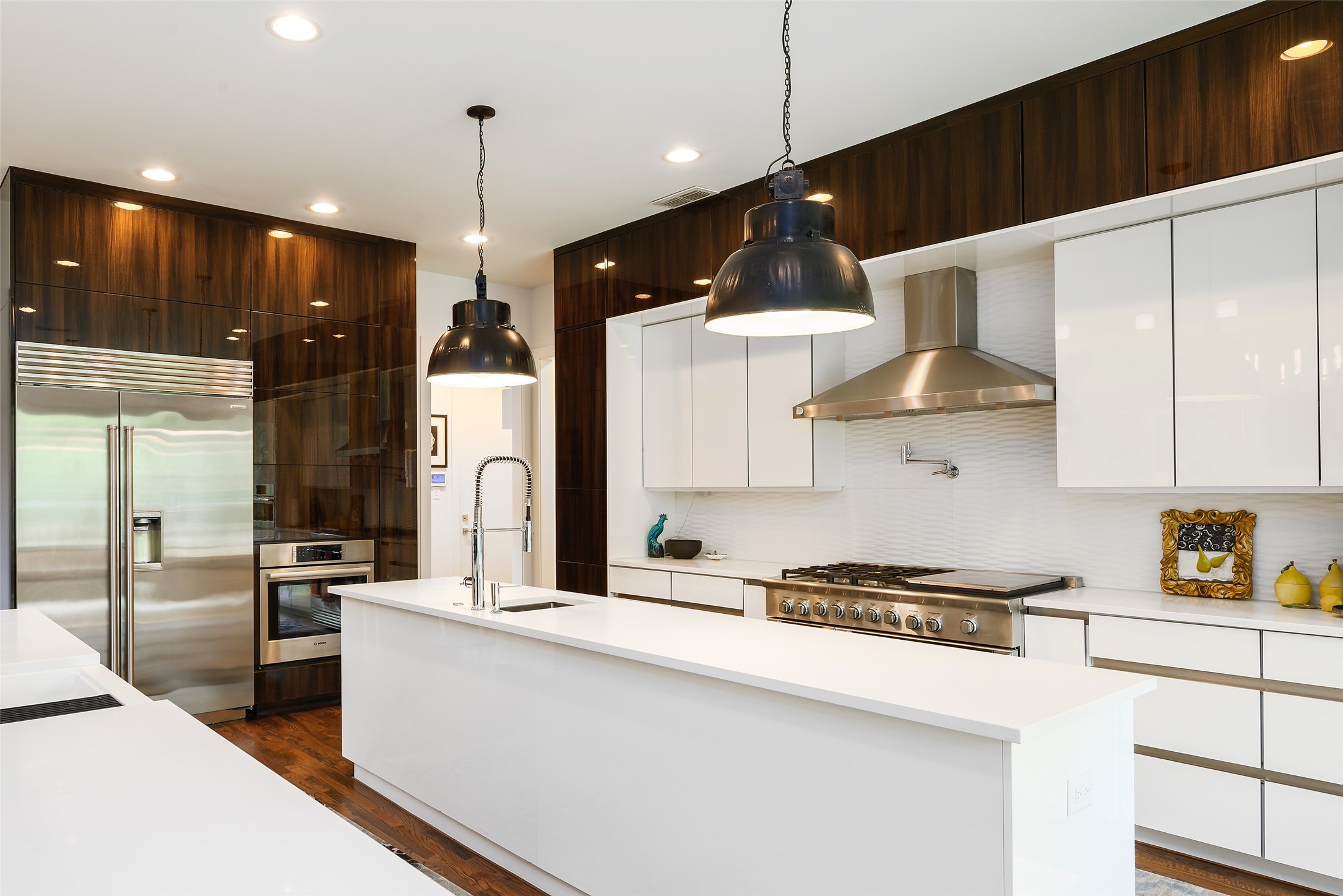3817 Meadowdale Lane Dallas TX 75229