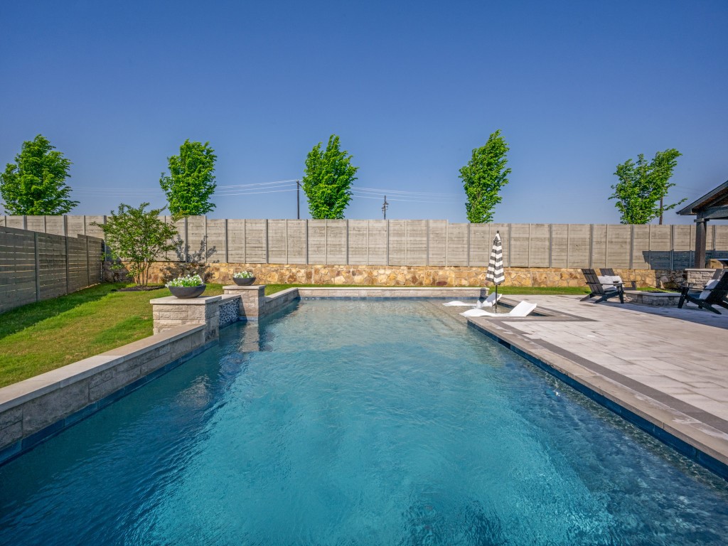 2001 Tremont Drive Argyle TX 76226