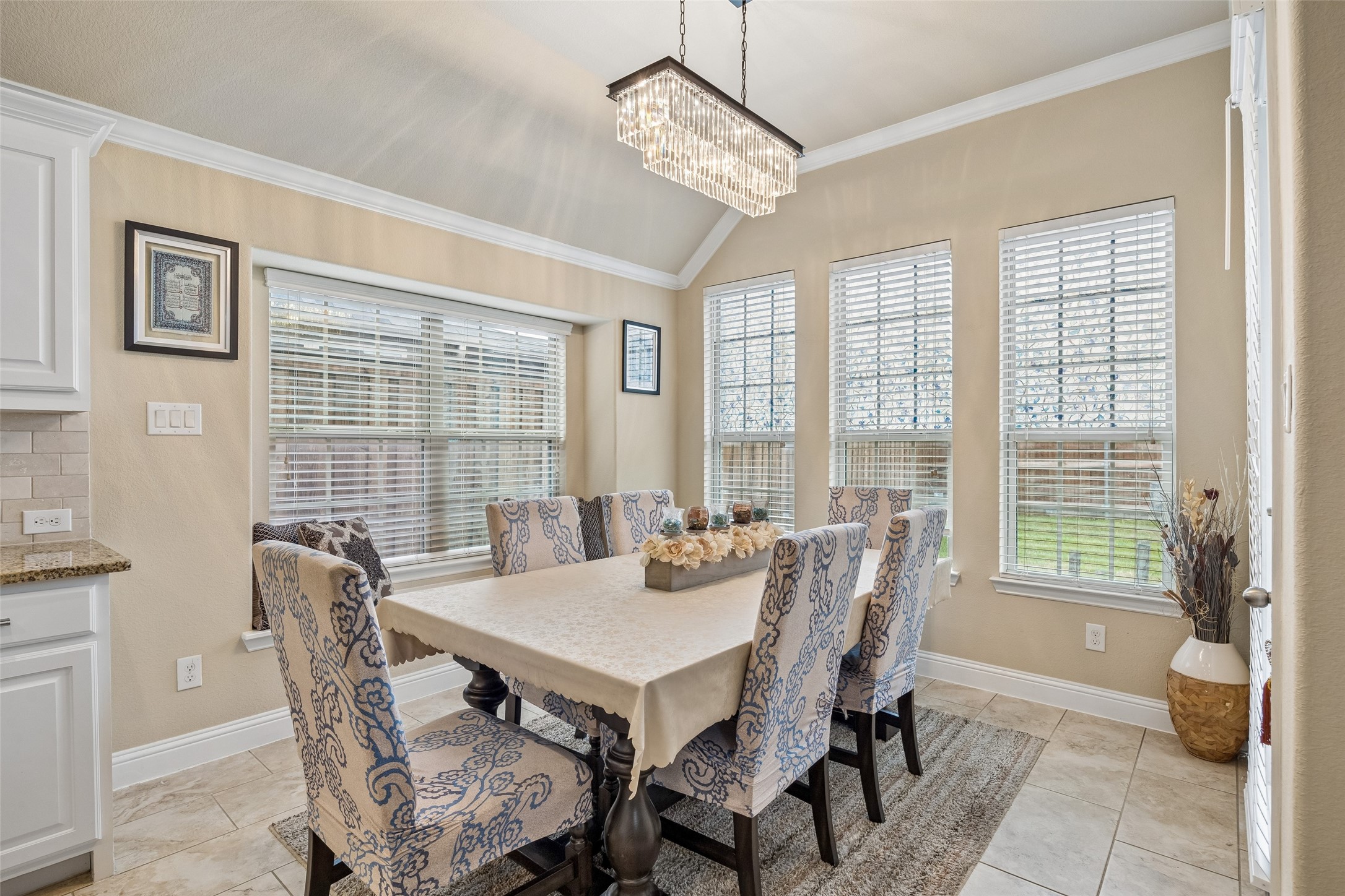 804 Duckett Drive Euless TX 76039