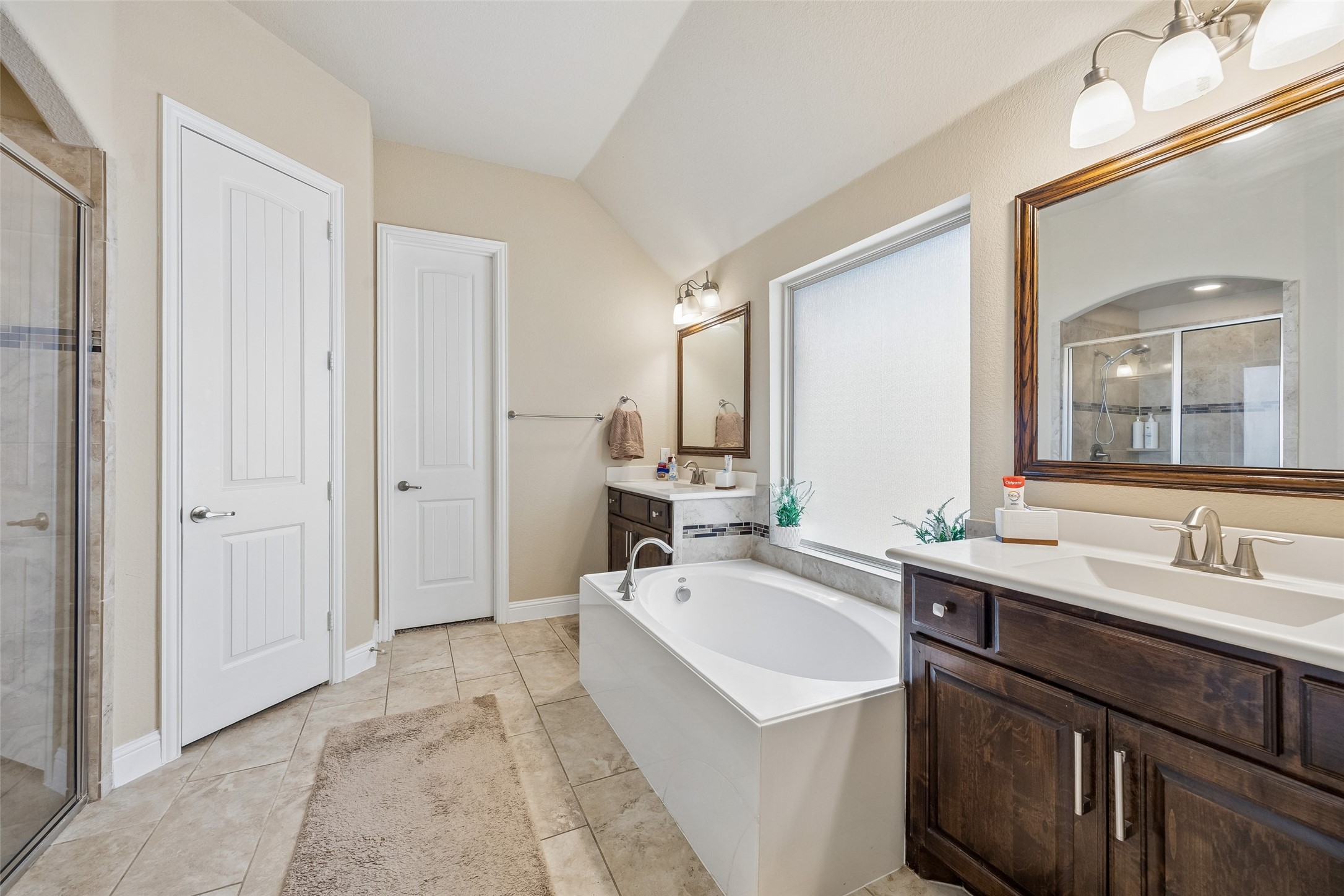 804 Duckett Drive Euless TX 76039