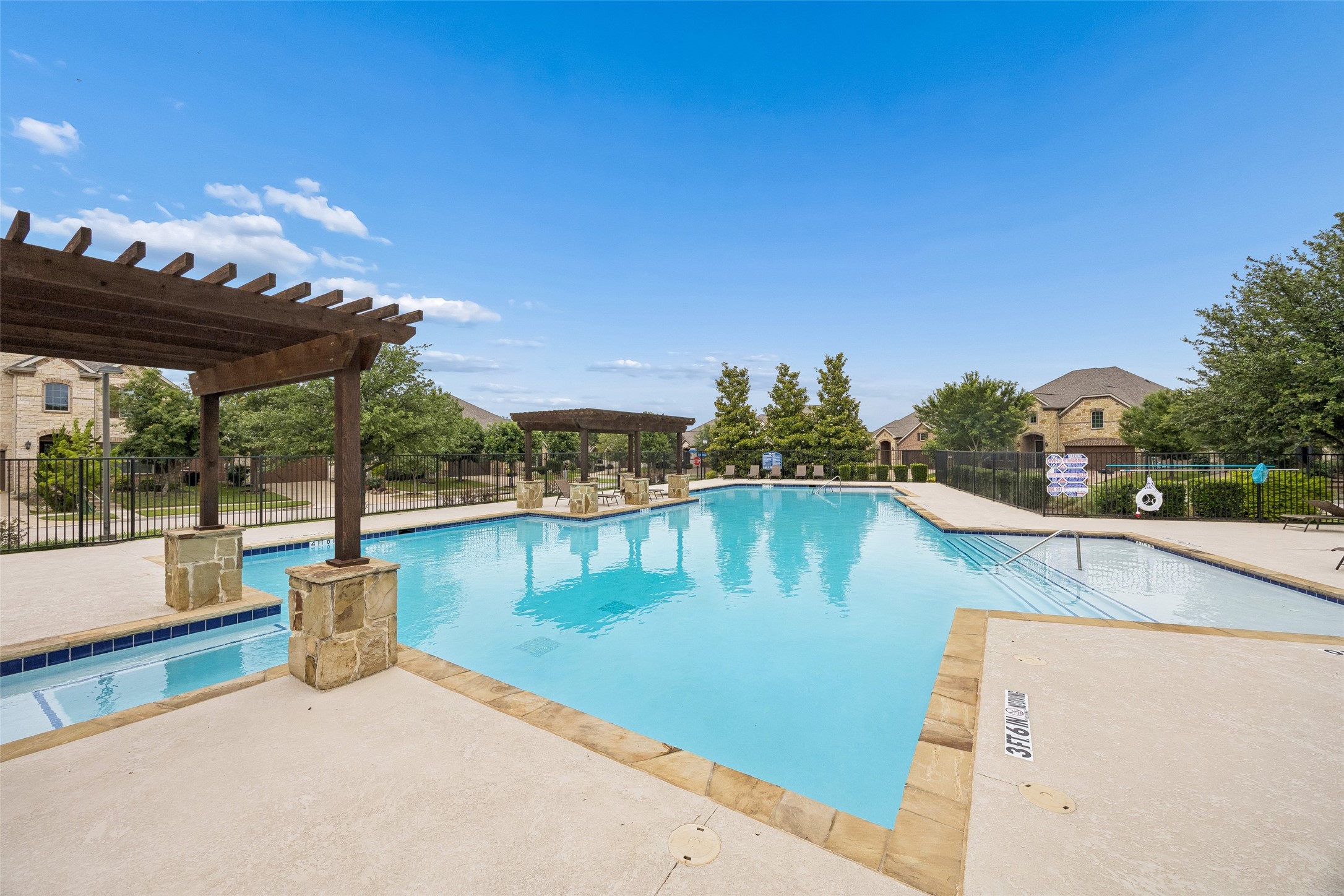 804 Duckett Drive Euless TX 76039