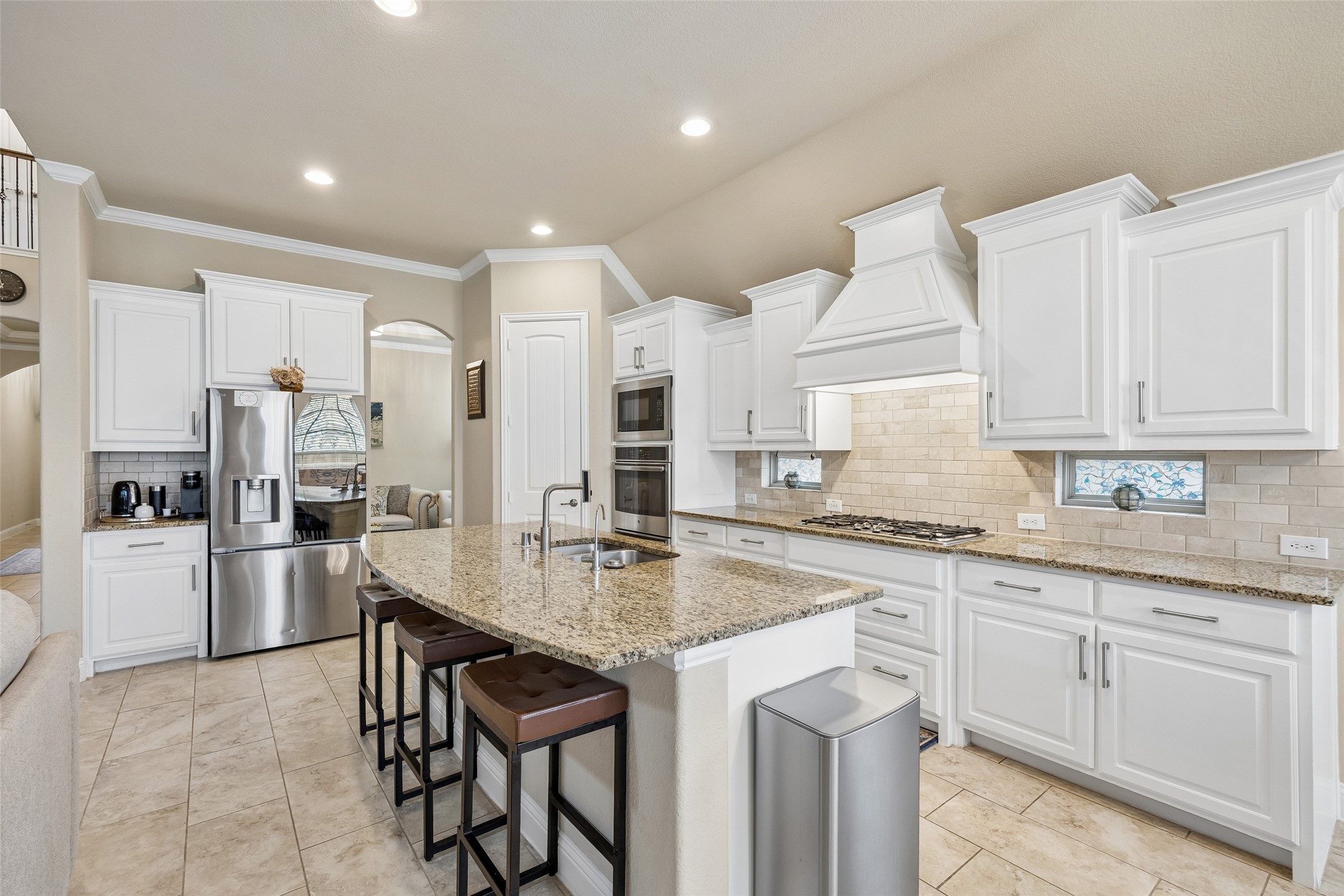804 Duckett Drive Euless TX 76039