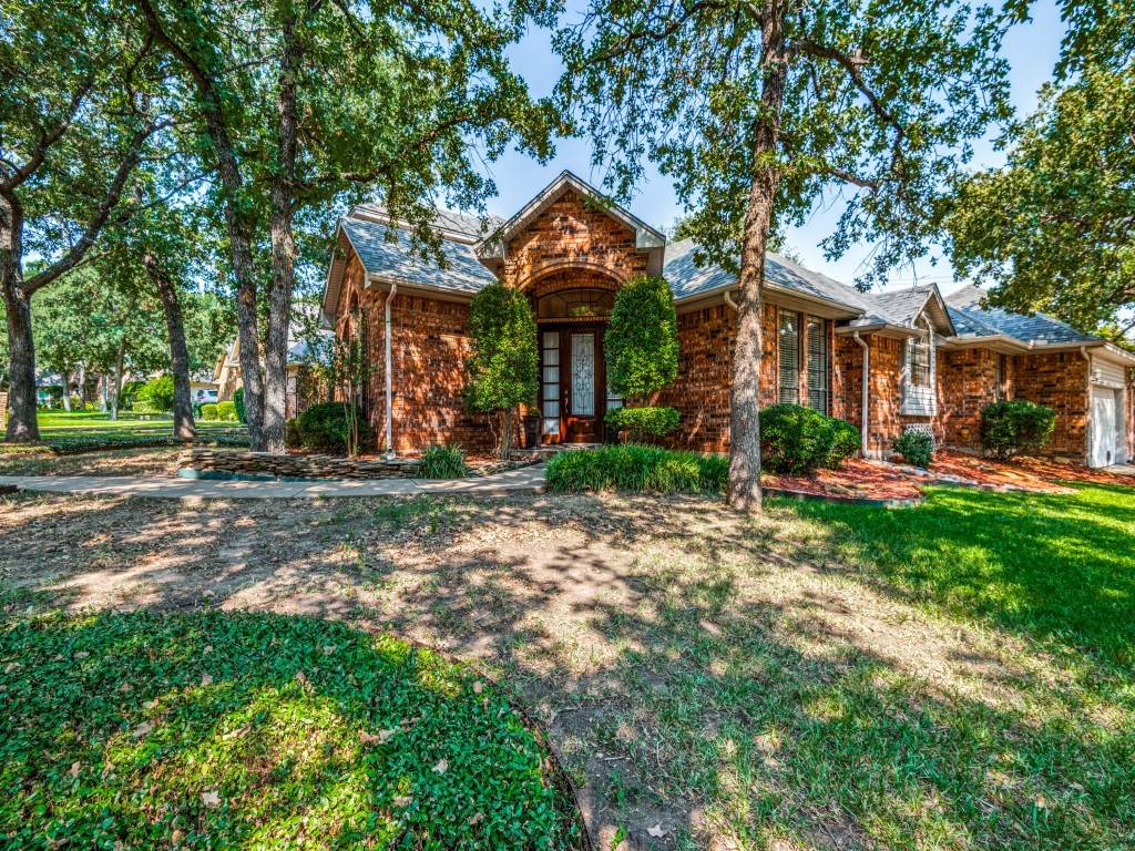 2327 Ox Bow Court Arlington TX 76006