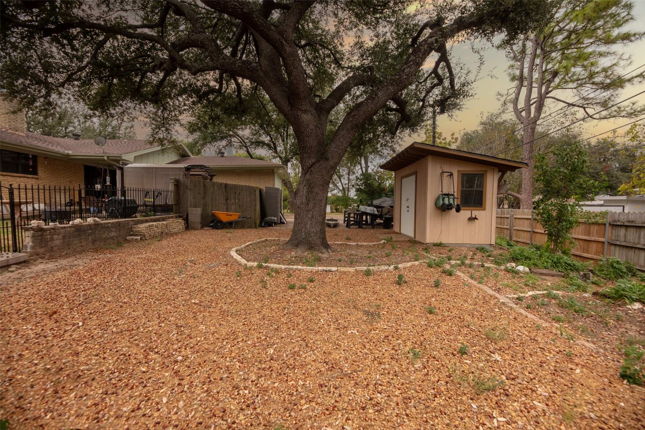 5122 Meadowbrook Drive Greenville TX 75402