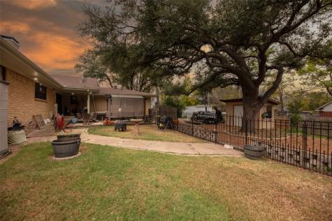 5122 Meadowbrook Drive Greenville TX 75402