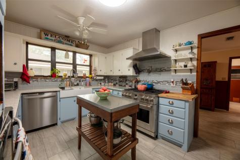 5122 Meadowbrook Drive Greenville TX 75402