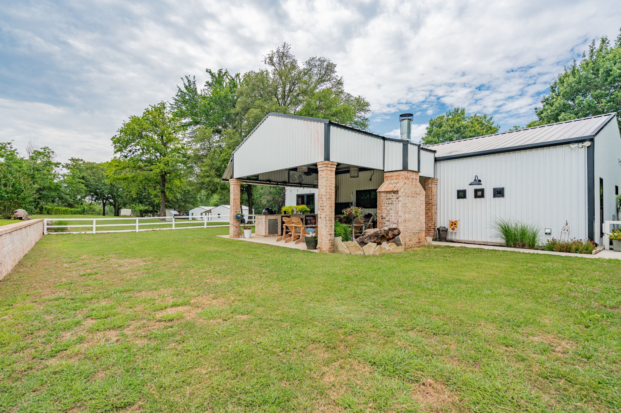 853 County Road 2215 Decatur TX 76234