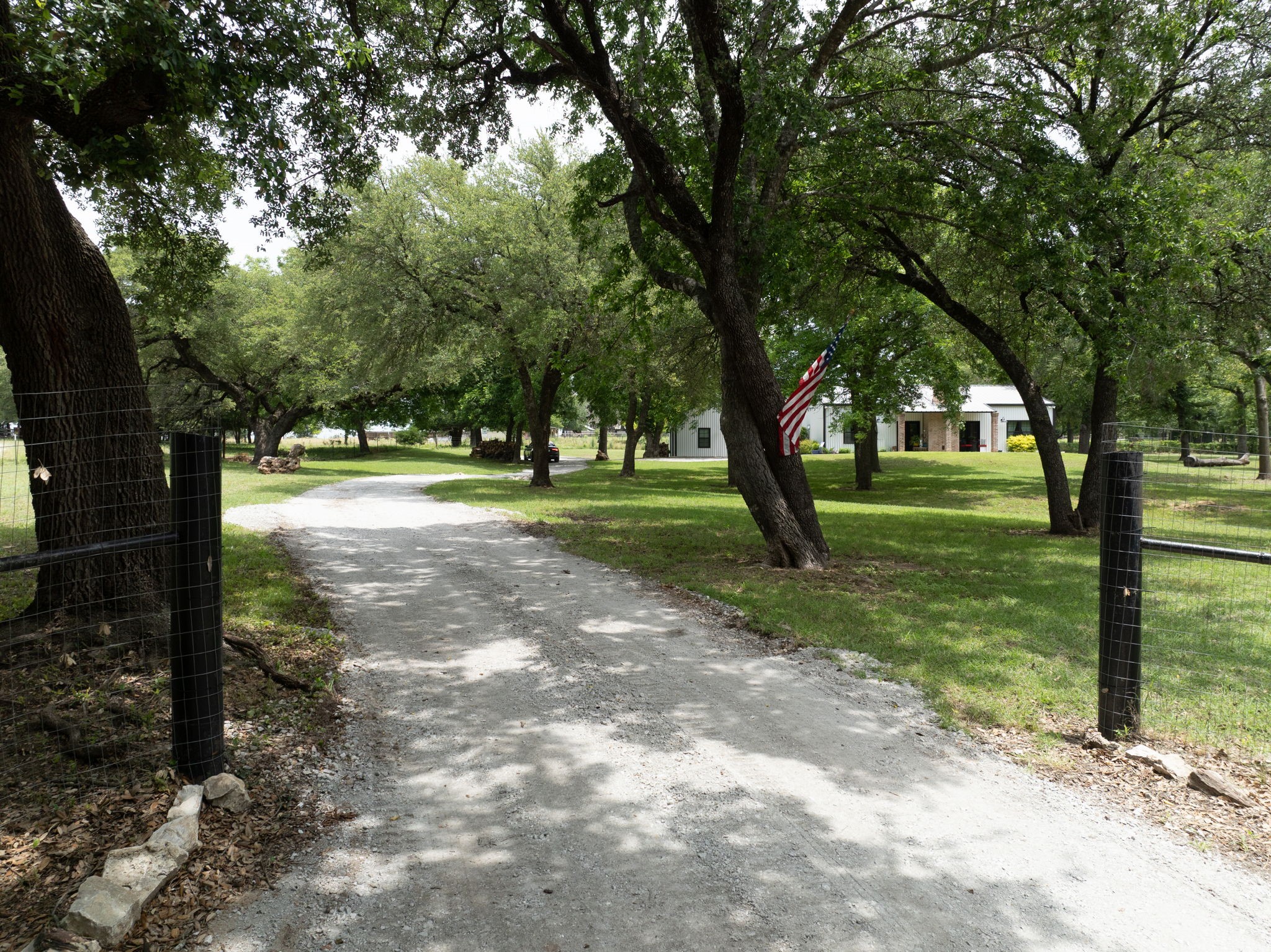 853 County Road 2215 Decatur TX 76234