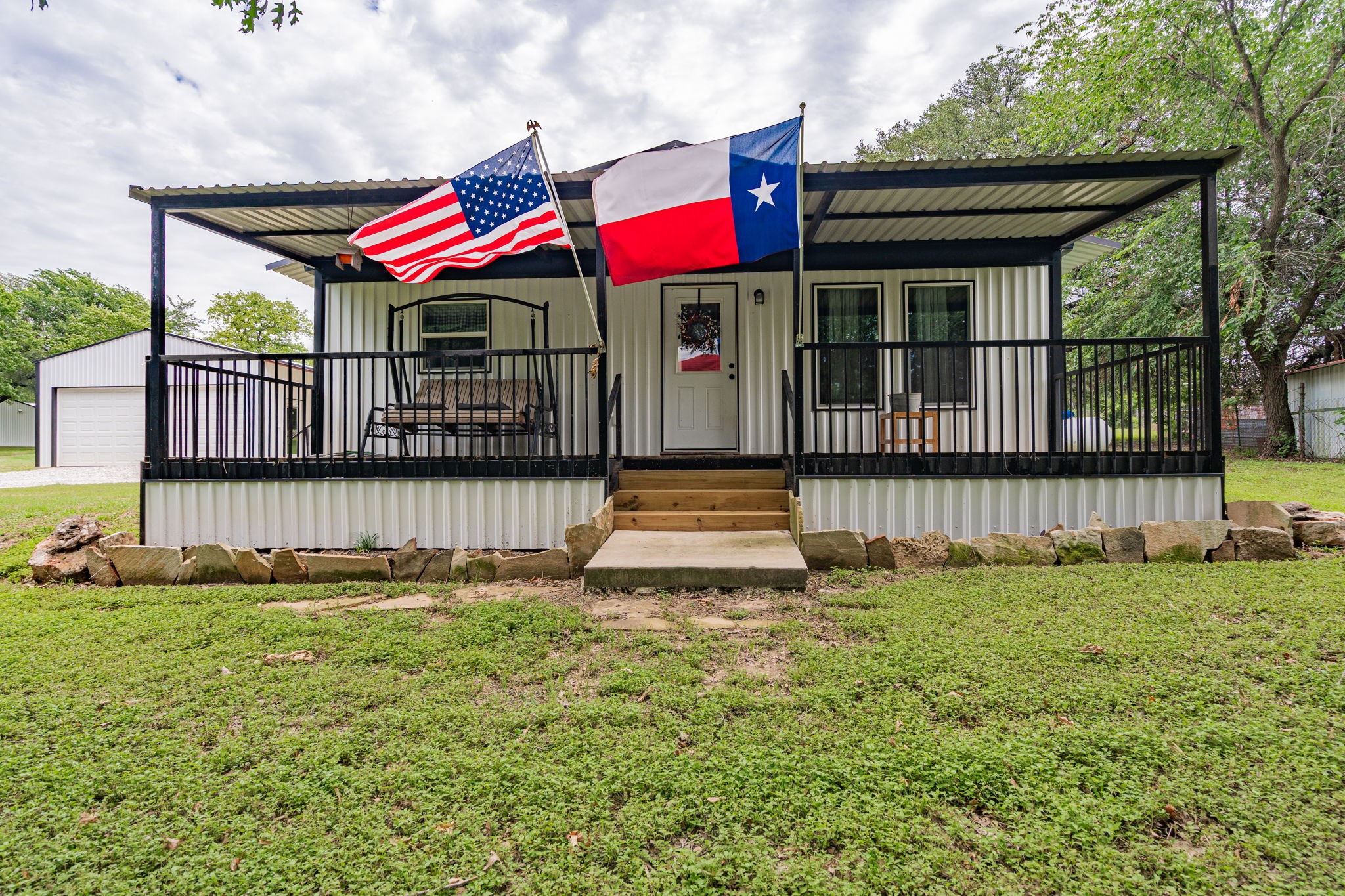 853 County Road 2215 Decatur TX 76234