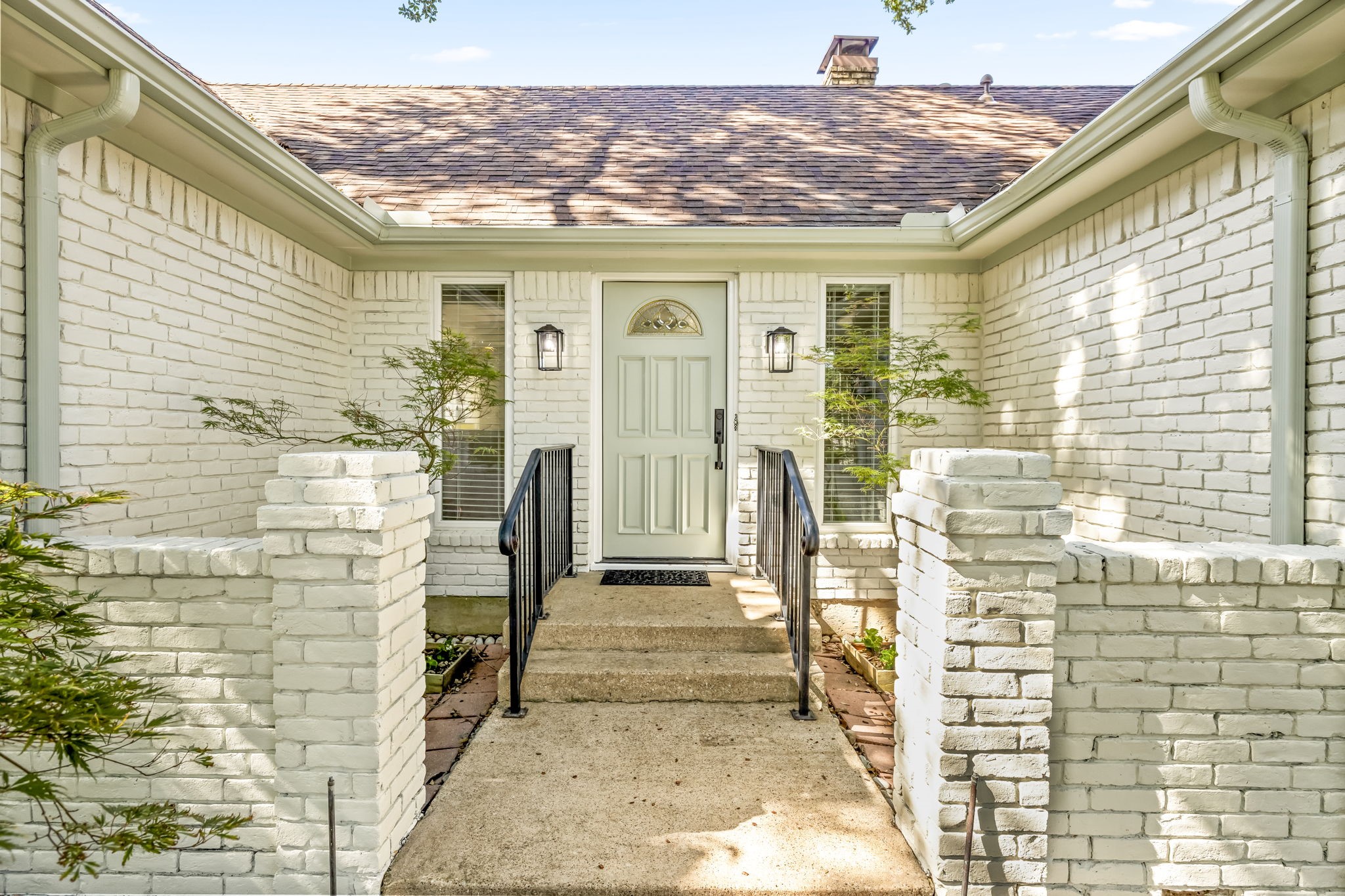 9519 Robin Meadow Drive Dallas TX 75243