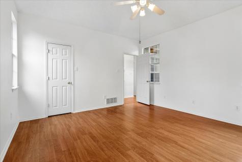 1232 Wildflower Lane Mesquite TX 75149