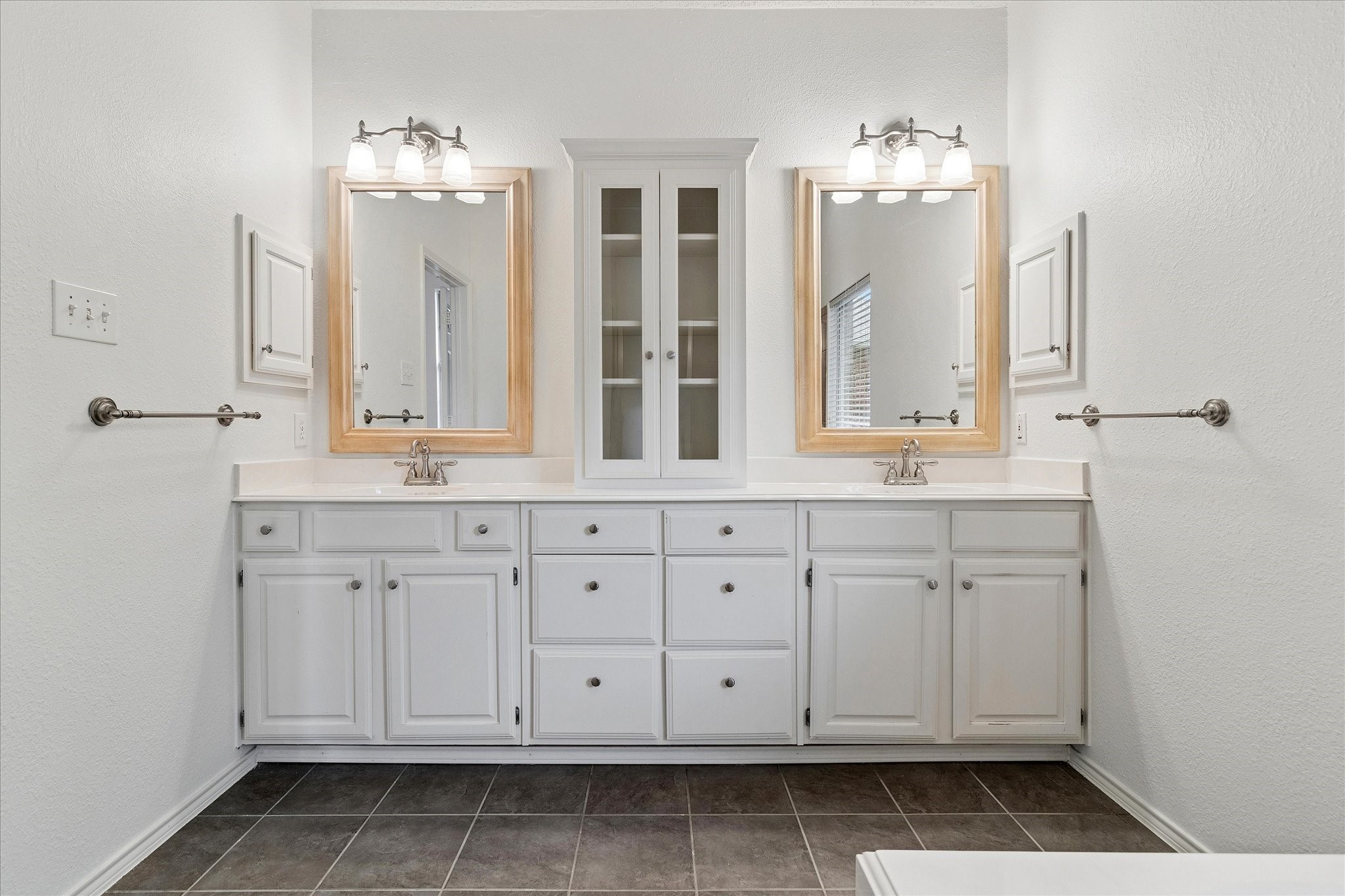1232 Wildflower Lane Mesquite TX 75149