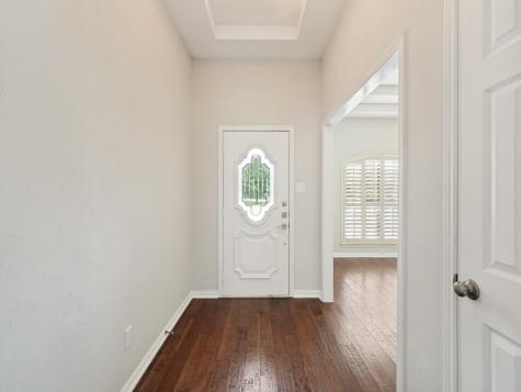 437 Heneretta Drive Hurst TX 76054