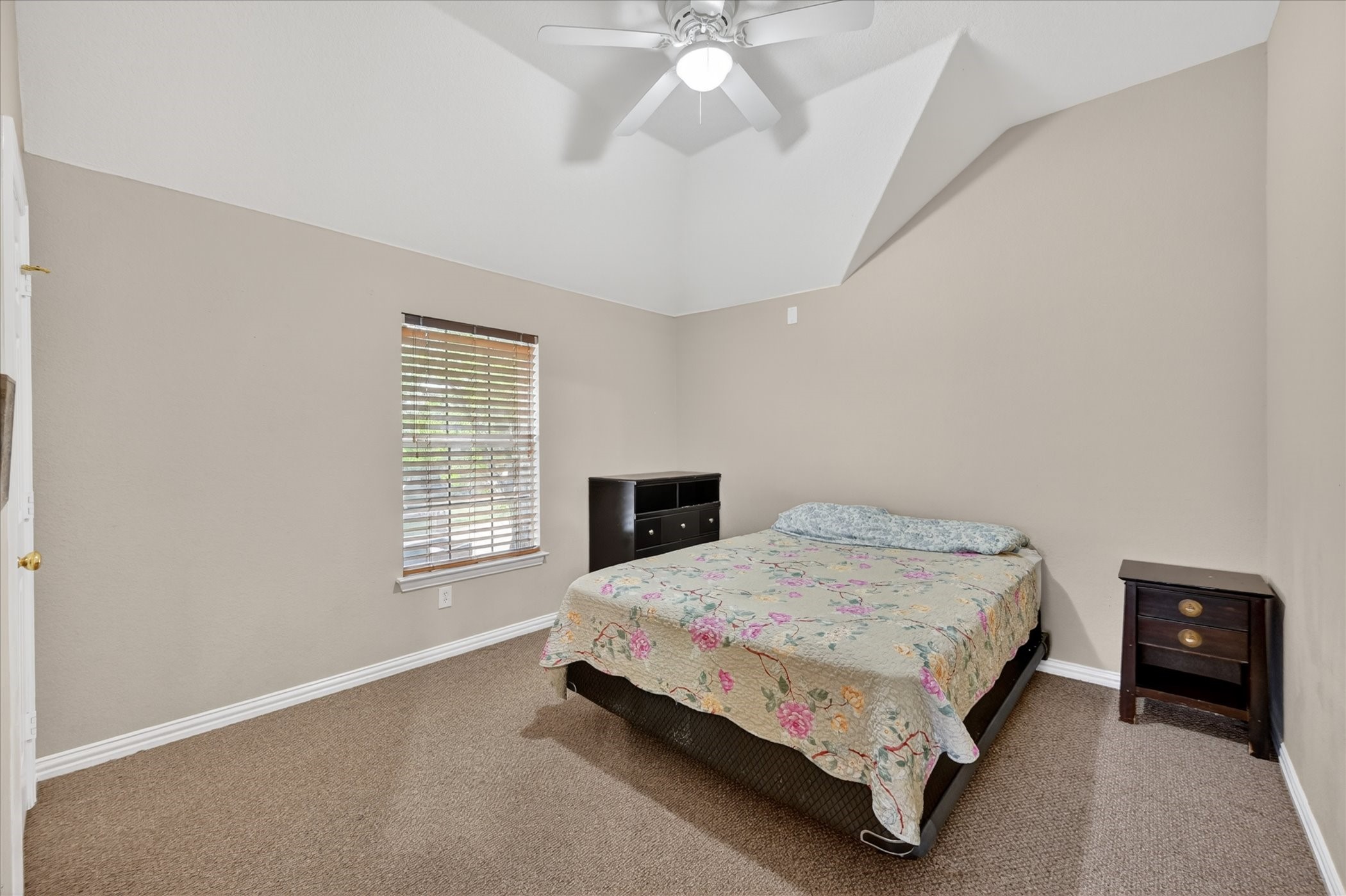 656 Links View Court Grand Prairie TX 75052